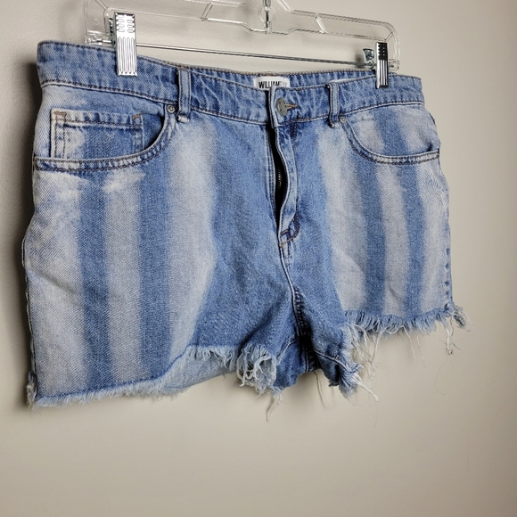 William Rast Perfect Shorts Cut Off Jean Short 30 - Picture 2 of 11